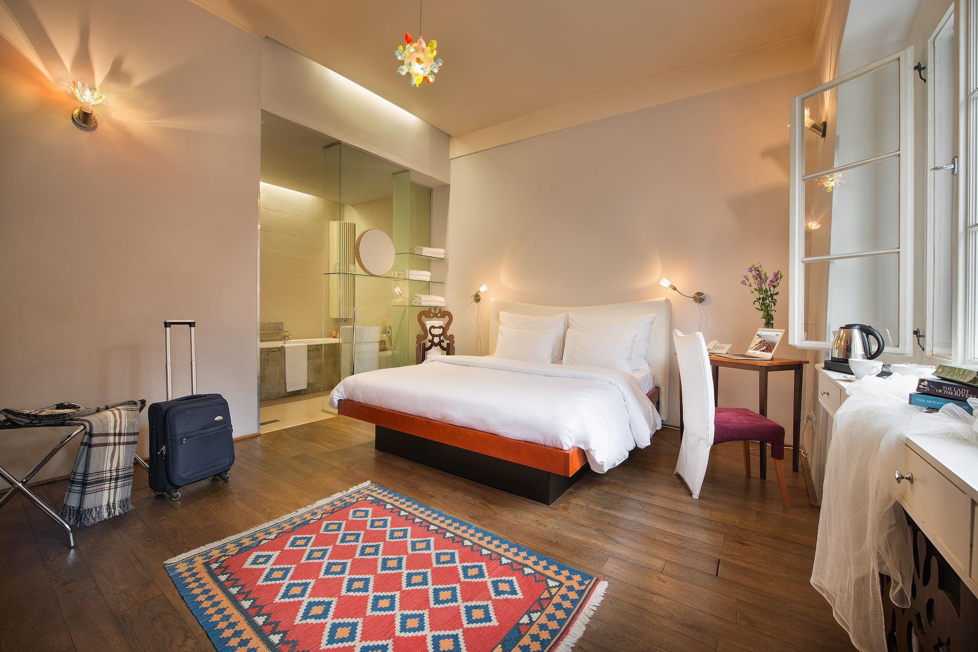 Design Hotel Neruda Praha Bagian luar foto