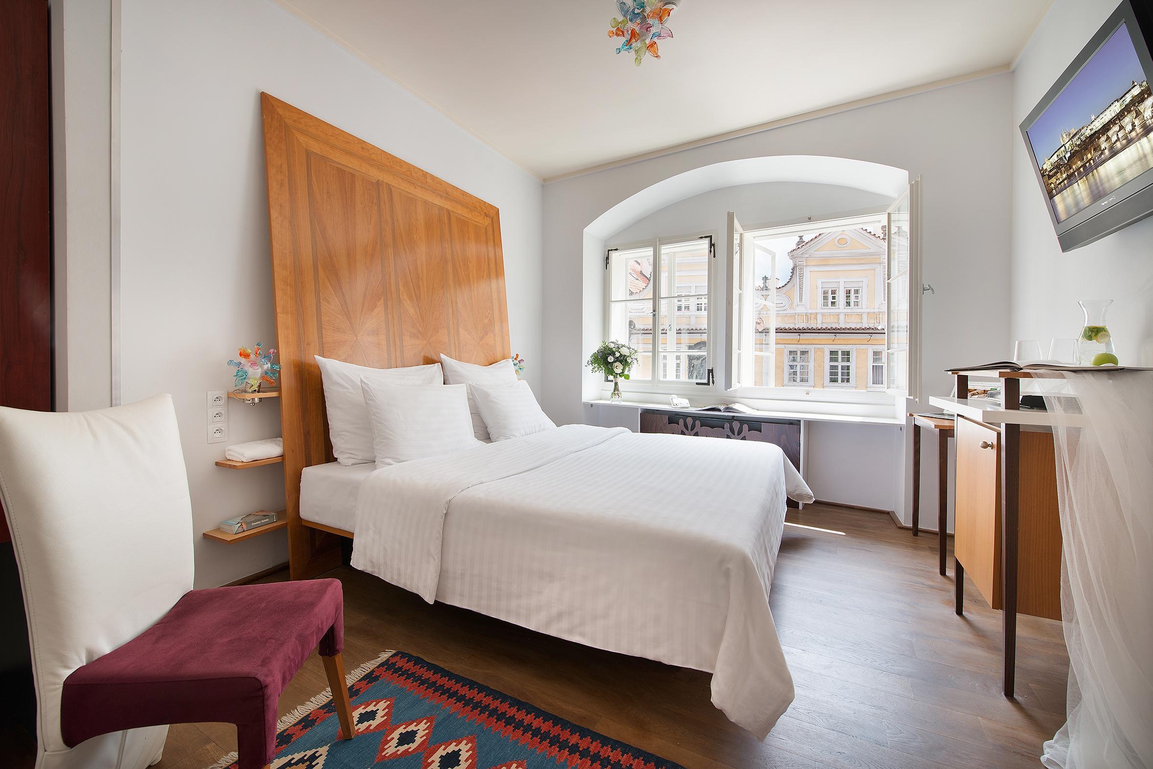 Design Hotel Neruda Praha Bagian luar foto