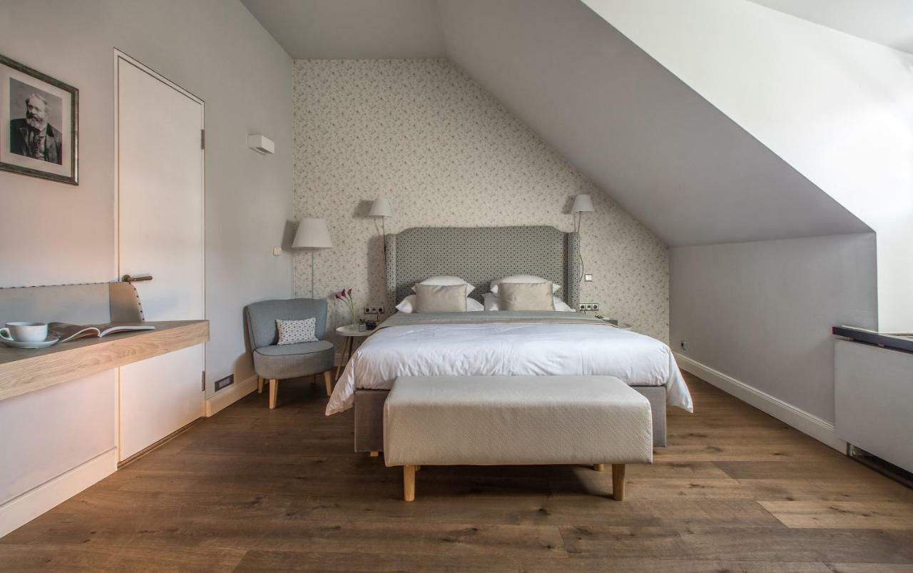 Design Hotel Neruda Praha Bagian luar foto